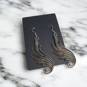 Silver Tone Leaf Wings Feather Dangle Earrings Fashion Angel Costume NEW